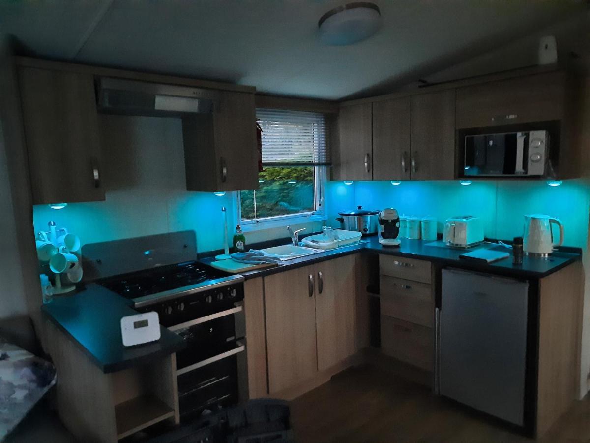 Haggerston Castle 3 Bedroom Deluxe Holiday Home Cheswick  Bagian luar foto