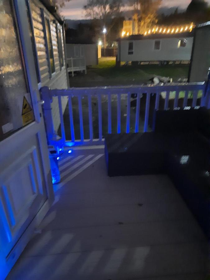 Haggerston Castle 3 Bedroom Deluxe Holiday Home Cheswick  Bagian luar foto