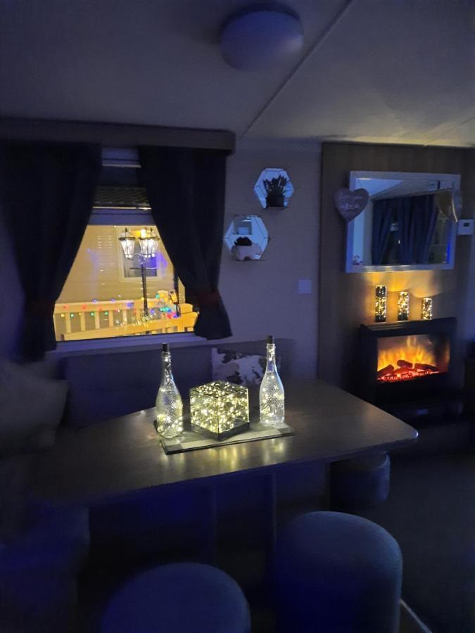 Haggerston Castle 3 Bedroom Deluxe Holiday Home Cheswick  Bagian luar foto