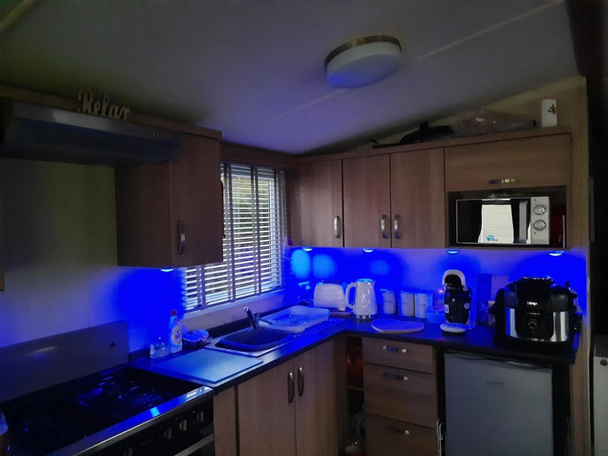 Haggerston Castle 3 Bedroom Deluxe Holiday Home Cheswick  Bagian luar foto